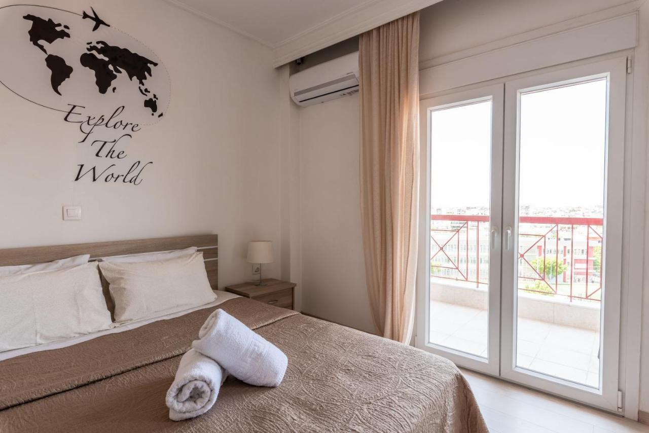 Minimalist Apartments W/ View Солун Екстериор снимка