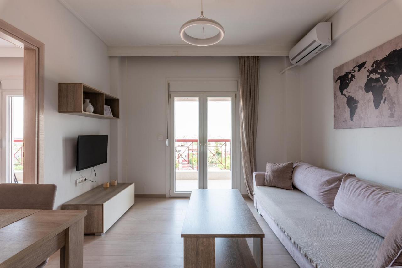 Minimalist Apartments W/ View Солун Екстериор снимка