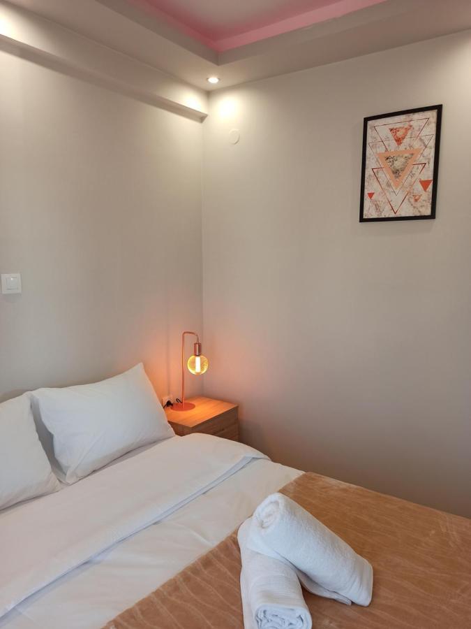 Minimalist Apartments W/ View Солун Екстериор снимка